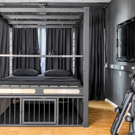 Bdsm Design Apartment With Private Sauna And Garden By Fetischhaus Wiesbaden * Wiesbaden